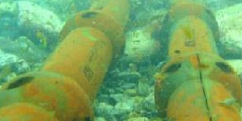 UNDERWATER CABLE LAYING